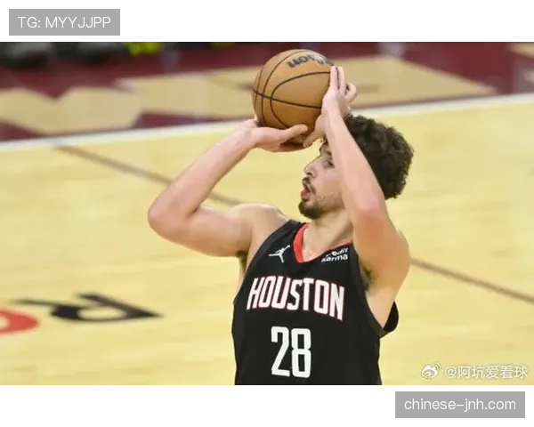 乌度卡畅谈火箭新赛季目标 强调防守是球队立足之本 乌度卡畅谈火箭新赛季目标 强调防守是球队立足之本